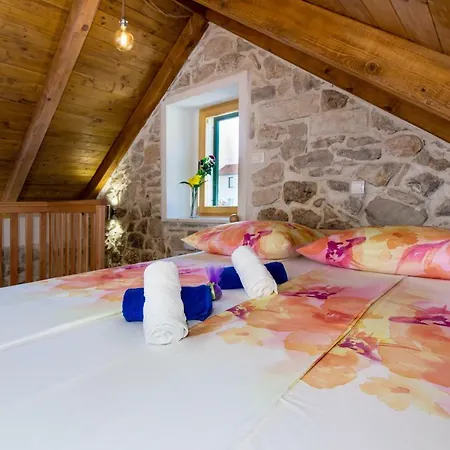 Appartement Cozy Seafront Cambi Iii Kaštela